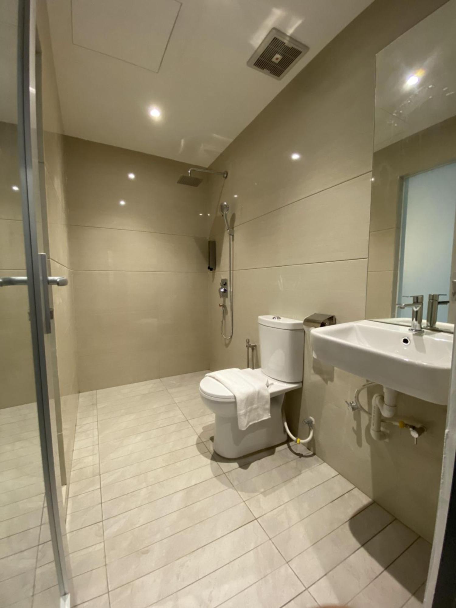 T Hotel Jalan Sultanah อลอร์สตาร์ ภายนอก รูปภาพ